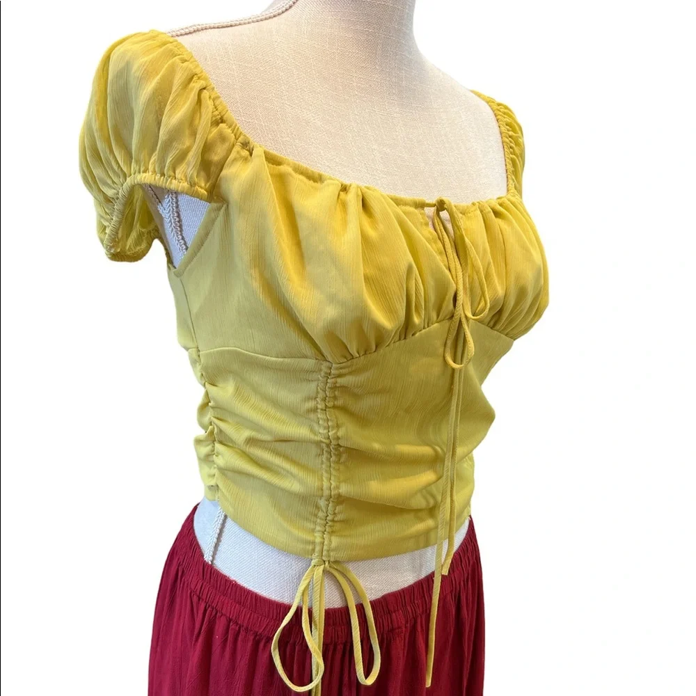 Fashion Nova Crop Top - Picture 2 of 11